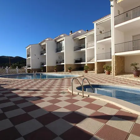 Cabioni 4 - Amplia Con Piscina Comunitaria Abierta De Junio A Septiembre, Situada A Pocos Metros De La Playa De Grifeu - Es-228-196 Holiday home *
