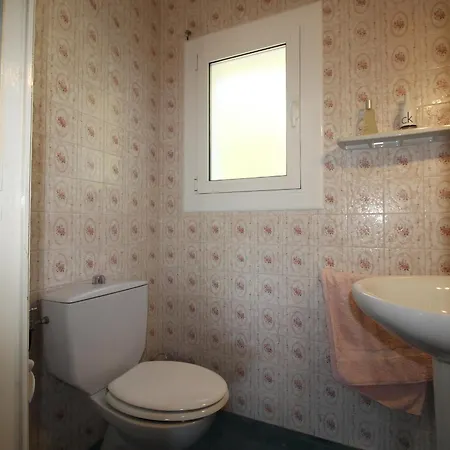 Cabioni 4 - Amplia Con Piscina Comunitaria Abierta De Junio A Septiembre, Situada A Pocos Metros De La Playa De Grifeu - Es-228-196 Holiday home