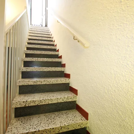 Cabioni 4 - Amplia Con Piscina Comunitaria Abierta De Junio A Septiembre, Situada A Pocos Metros De La Playa De Grifeu - Es-228-196 Holiday home Llanca