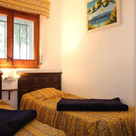 Cabioni 4 - Amplia Con Piscina Comunitaria Abierta De Junio A Septiembre, Situada A Pocos Metros De La Playa De Grifeu - Es-228-196 Holiday home